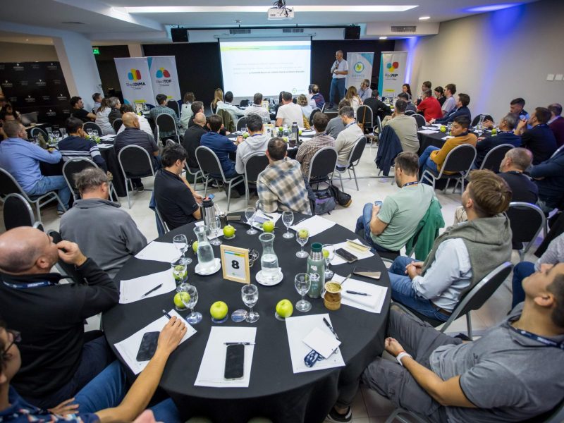 Primer día de las jornadas de APPCCE en Villa Carlos PAz Córdoba.